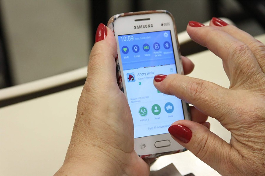 icmc-oferece-curso-para-idosos-criarem-historias-em-video-com-celulares-ou-tablets