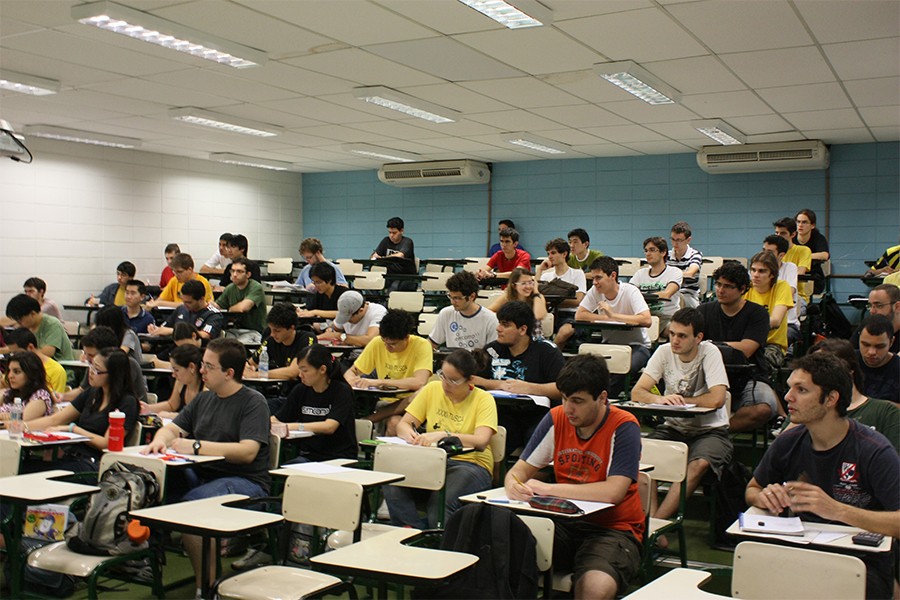 Participe de aulas abertas na USP em São Carlos e seja universitário por um dia.