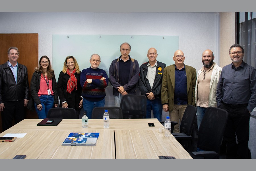 encontro-promove-colaboracoes-com-liderancas-que-atuam-na-area-da-industria