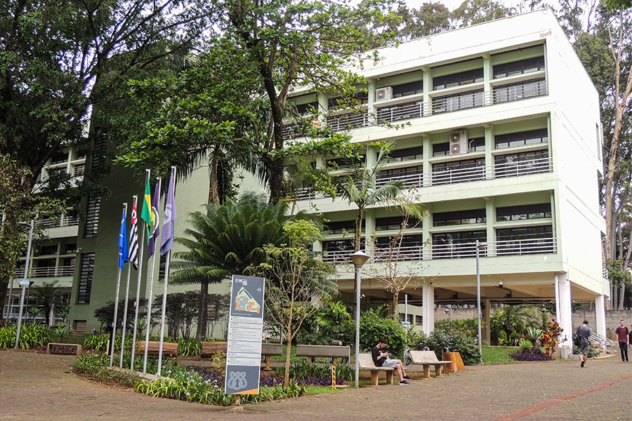 oportunidade-usp-oferece-vaga-de-estagio-na-area-de-administracao