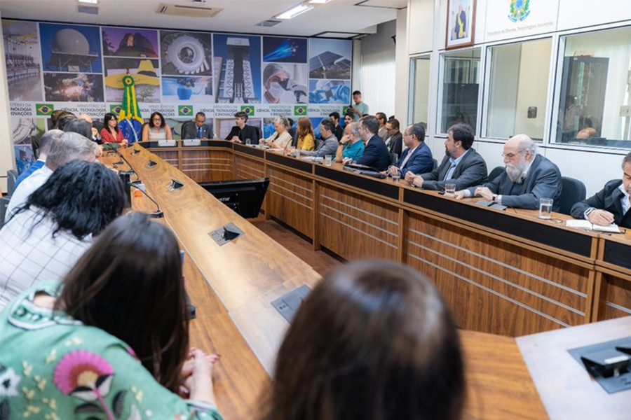 rede-de-inteligencia-artificial-do-icmc-da-usp-participa-da-revisao-da-estrategia-brasileira-de-uso-da-tecnologia